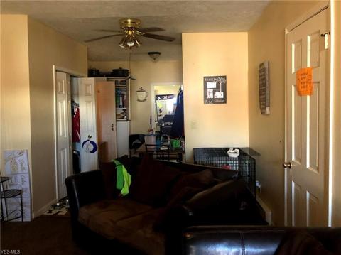 150 E Main St, Andover, OH 44003 photo 8