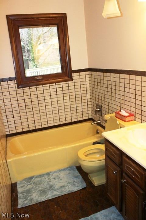 161 E Mohawk Dr, Malvern, OH 44644 photo 10