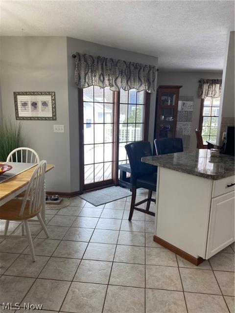 1718 Warrick Dr, Saybrook, OH 44004 photo 5