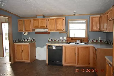 5236 State Route 18, Wakeman, OH 44889 photo 3