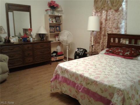 1536 E 31st St, Lorain, OH 44055 photo 8