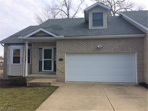 4707 Preserve Dr NW, Canton, OH 44708 photo 1