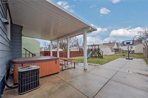 3111 Maplecrest Ave, Parma, OH 44134 photo 21