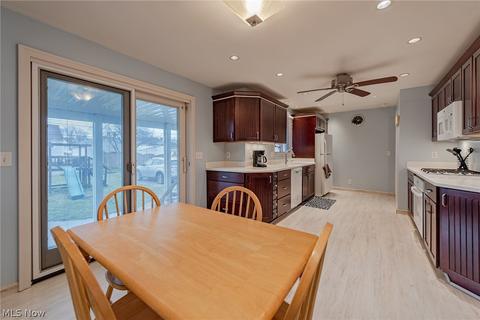 3111 Maplecrest Ave, Parma, OH 44134 photo 9