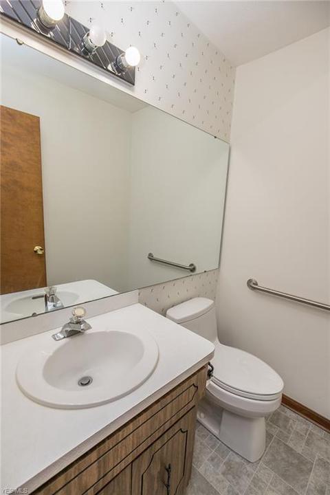 6969 Carol Dr, Independence, OH 44131 photo 18