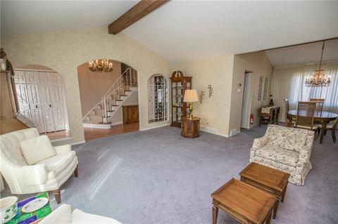 6969 Carol Dr, Independence, OH 44131 photo 7