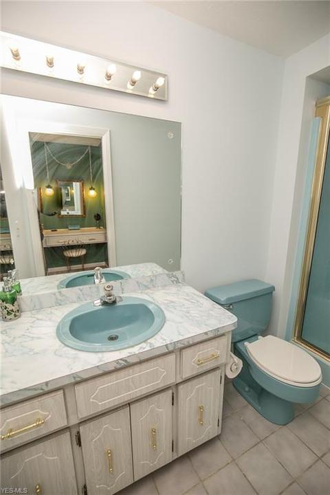 6969 Carol Dr, Independence, OH 44131 photo 24