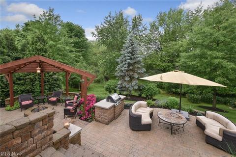 38015 Mcdowell Dr, Solon, OH 44139 photo 31