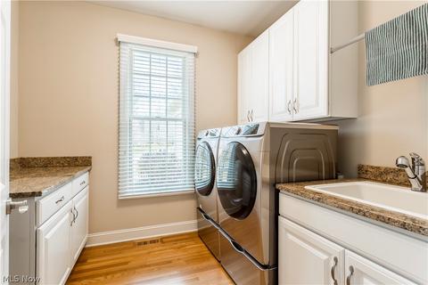 38015 Mcdowell Dr, Solon, OH 44139 photo 13