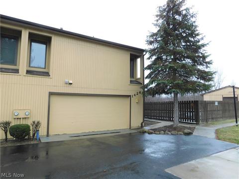 1426 Loop Rd, Kent, OH 44240 photo 31