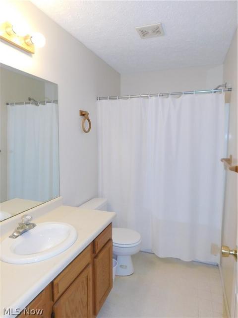 1426 Loop Rd, Kent, OH 44240 photo 21