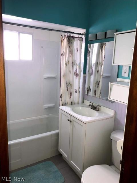 5010 Maplecrest Ave, Parma, OH 44134 photo 10