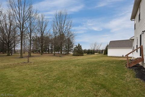 112 Springbrook Cir, Elyria, OH 44035 photo 20