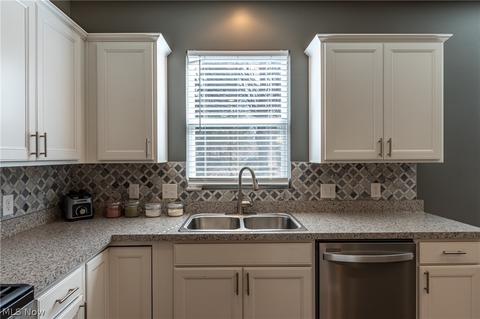 8620 Baker Ave, Mentor, OH 44060 photo 11