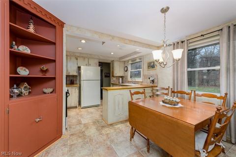 966 Plainview St SE, North Canton, OH 44709 photo 6