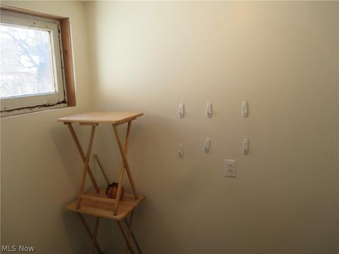 58 Pine St, Struthers, OH 44471 photo 7