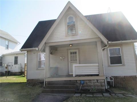 58 Pine St, Struthers, OH 44471 photo 1
