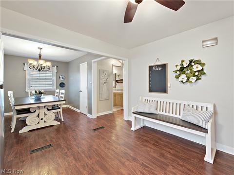 95 Tudor Ave, Akron, OH 44312 photo 9