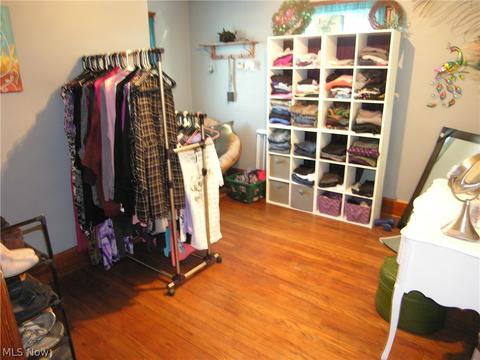 404 Kenyon Ave, Elyria, OH 44035 photo 14