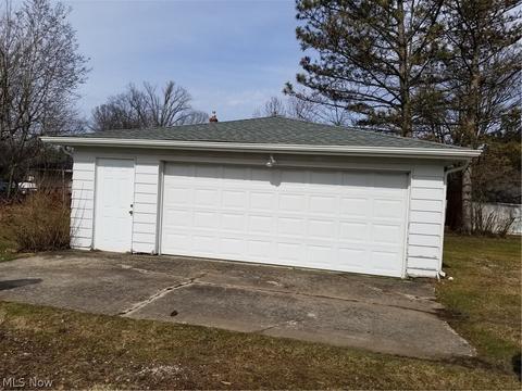 6655 Solon Blvd, Solon, OH 44139 photo 2