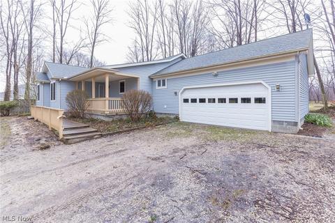 4425 Elberta Rd, Perry, OH 44081 photo 2