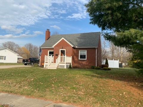 1402 Union Ave, Ashtabula, OH 44004 photo 1
