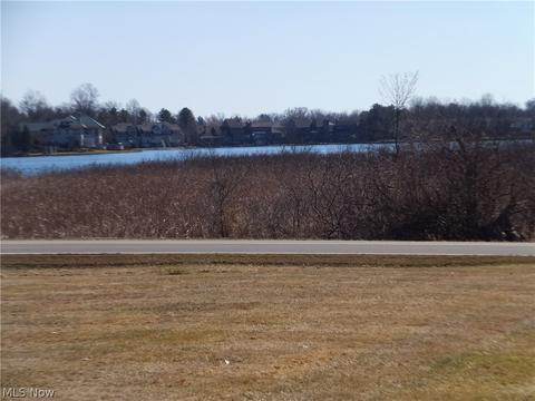 4015 20th St NW, Canton, OH 44708 photo 2