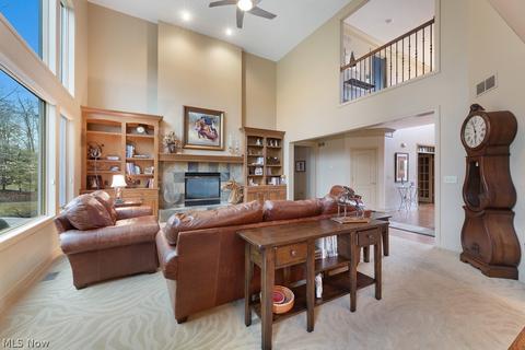 7464 Worlington Dr, Solon, OH 44139 photo 4