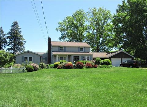 3306 Vineland Ave, Ashtabula, OH 44004 photo 1