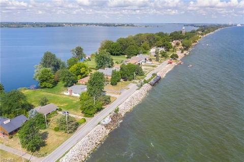 525 Cedar Point Rd, Sandusky, OH 44870 photo 10