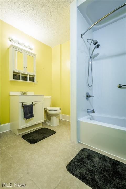 177 4th St SE, Brewster, OH 44613 photo 17