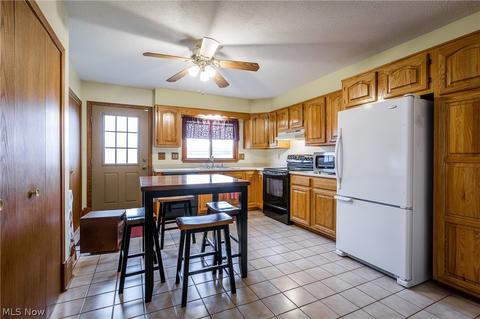 177 4th St SE, Brewster, OH 44613 photo 11