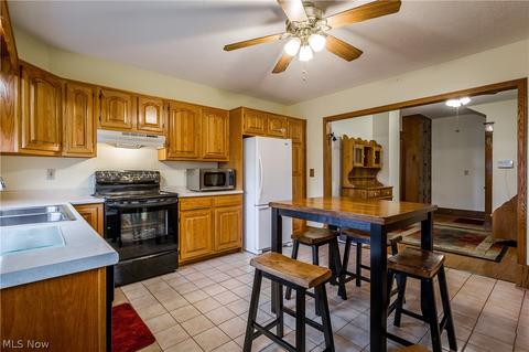 177 4th St SE, Brewster, OH 44613 photo 12
