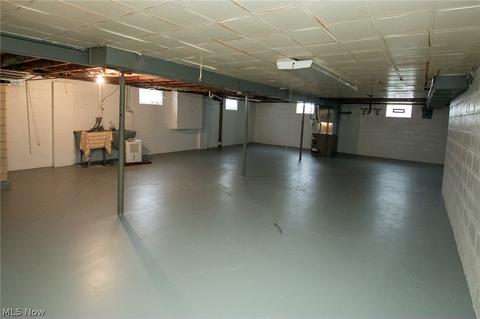 999 5th St, Struthers, OH 44471 photo 14