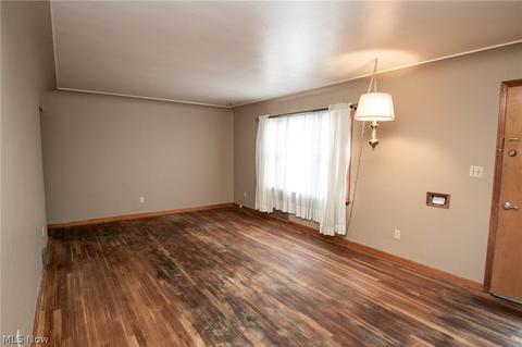 999 5th St, Struthers, OH 44471 photo 4