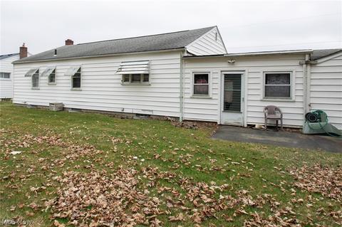 999 5th St, Struthers, OH 44471 photo 17