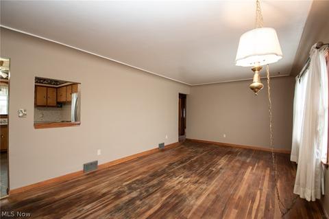 999 5th St, Struthers, OH 44471 photo 3