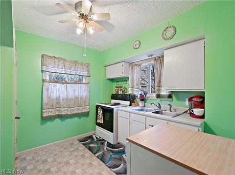 610 Smith Ave NW, Canton, OH 44708 photo 8