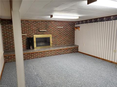 696 Talltrees Dr, Ashtabula, OH 44004 photo 10