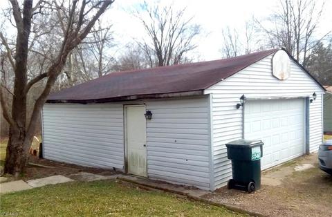 8072 Thomas Rd, Lisbon, OH 44432 photo 2