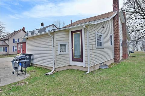 1426 E 1st St, Ashtabula, OH 44004 photo 31