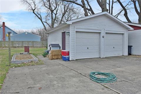 1426 E 1st St, Ashtabula, OH 44004 photo 30