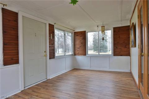 1426 E 1st St, Ashtabula, OH 44004 photo 6