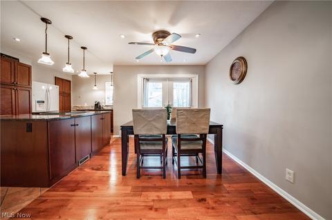 2811 Commonwealth Dr, Parma, OH 44134 photo 7