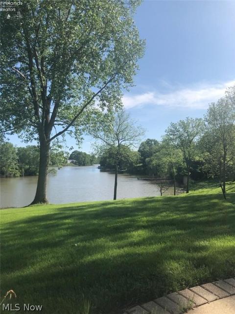 513 Riverside Dr, Huron, OH 44839 photo 2