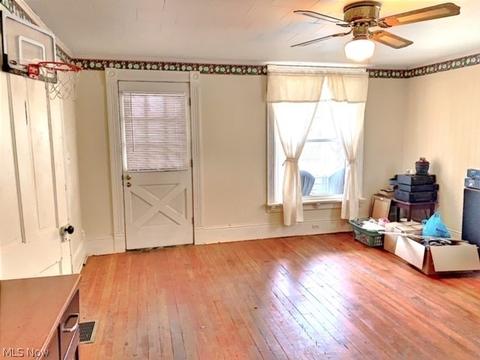 129 W 7th St, Dover, OH 44622 photo 3