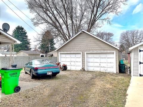 129 W 7th St, Dover, OH 44622 photo 17