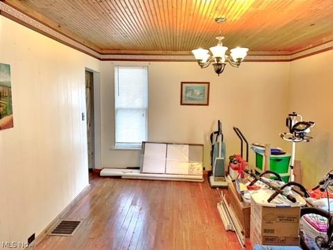 129 W 7th St, Dover, OH 44622 photo 8
