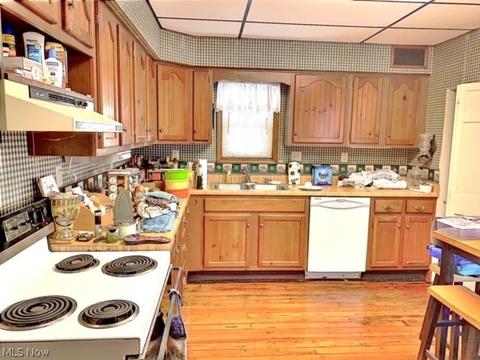 129 W 7th St, Dover, OH 44622 photo 6