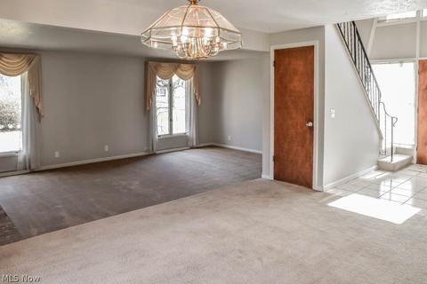 2205 55th St NE, Canton, OH 44721 photo 9